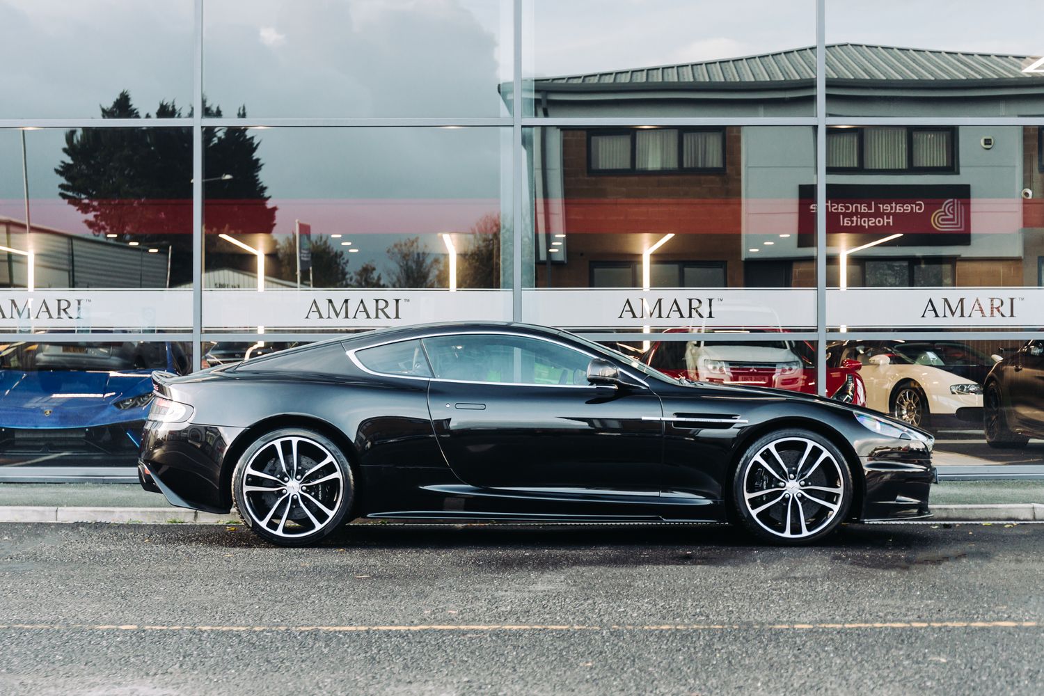 Aston Martin DBS Ultimate