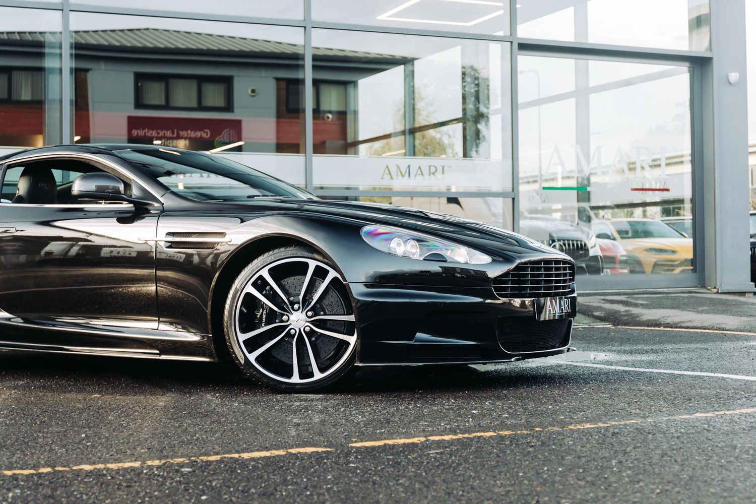 Aston Martin DBS Ultimate