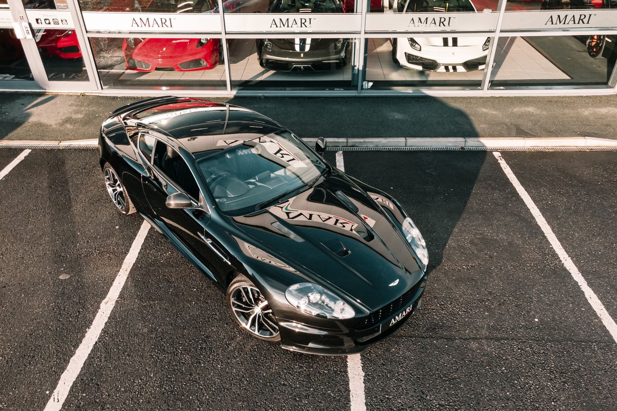 Aston Martin DBS Ultimate