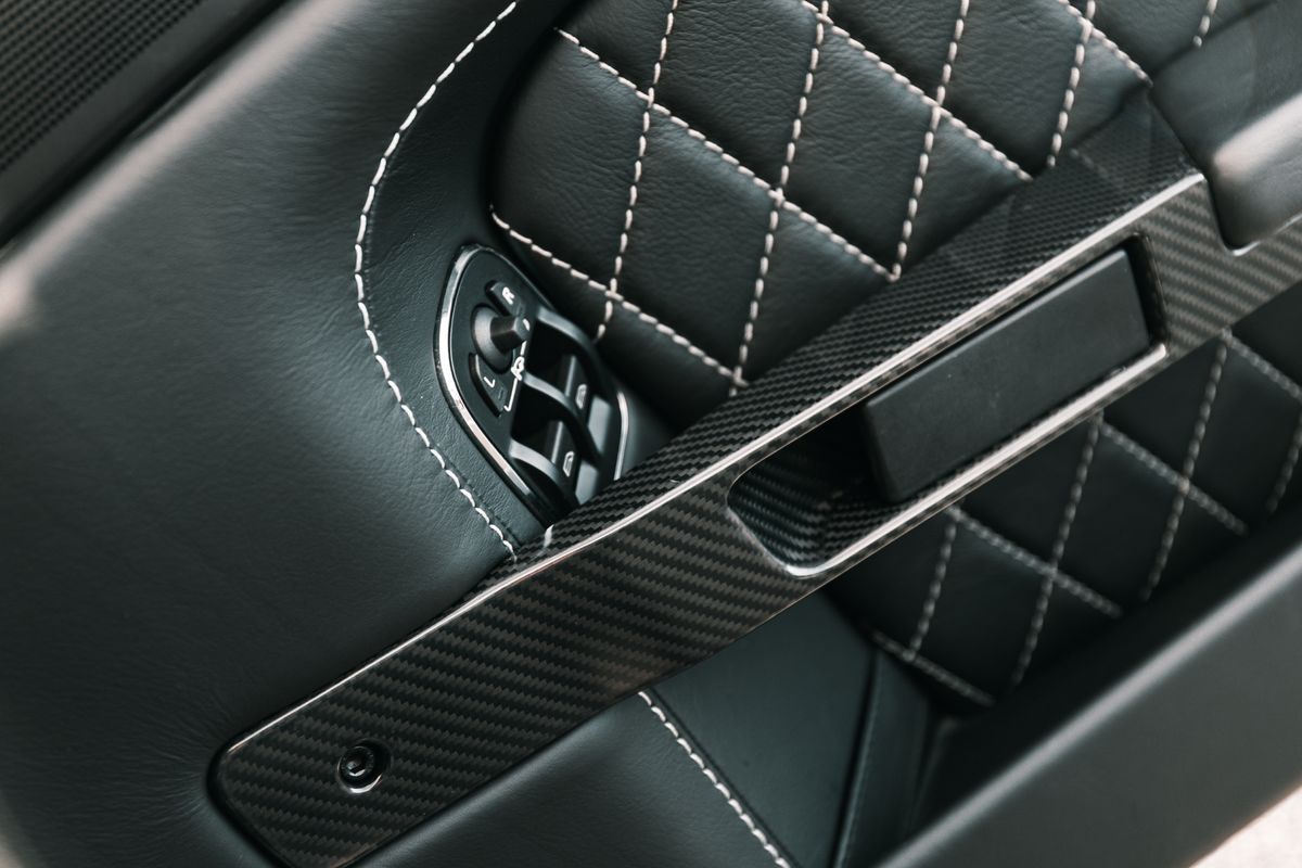 Aston Martin DBS Ultimate