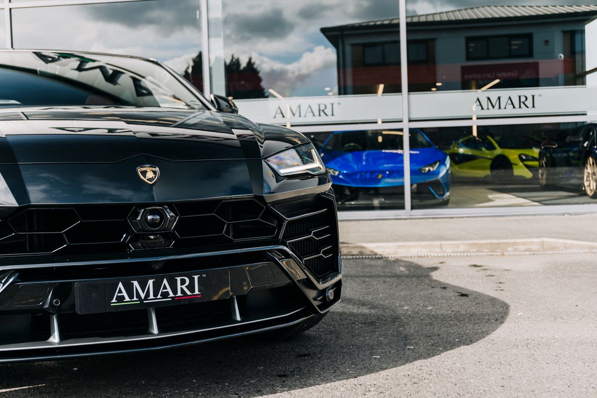 Lamborghini Urus V8 V8