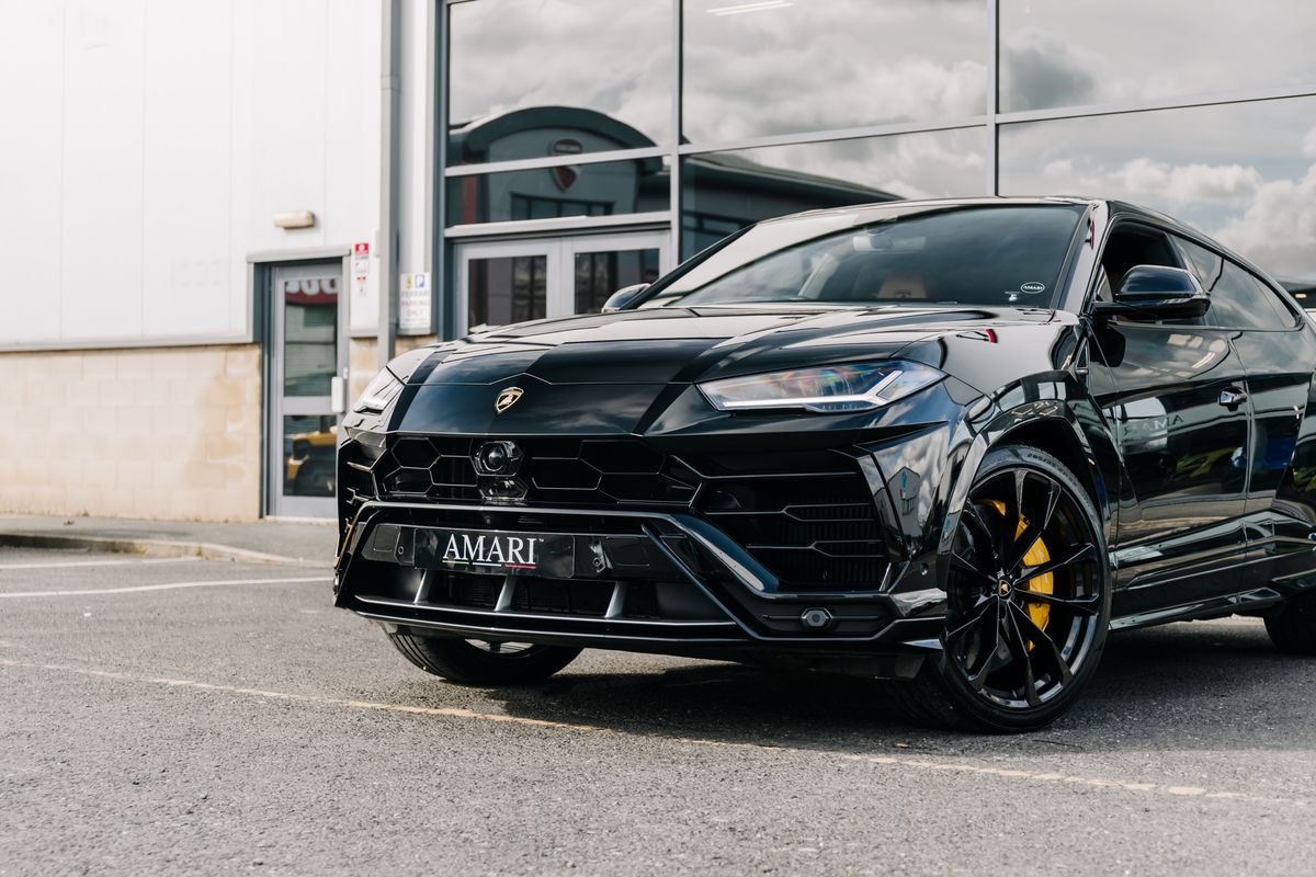 Lamborghini Urus V8 V8