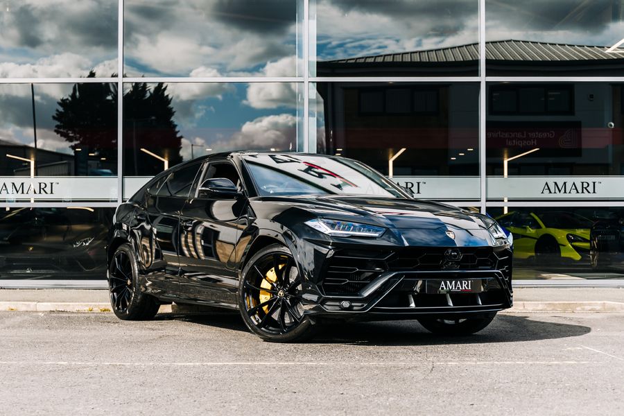 2019 Lamborghini Urus V8