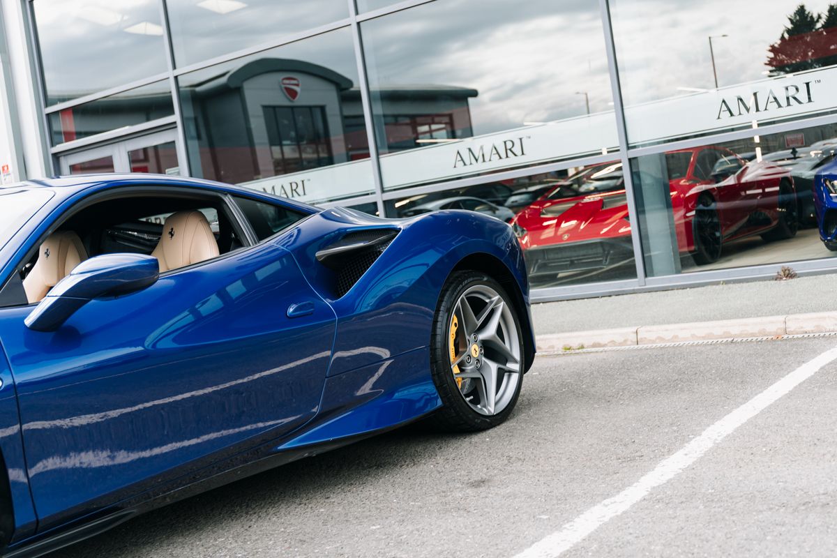 Ferrari F8 Tributo S-A Tributo