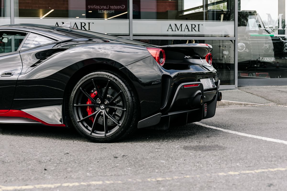 Ferrari 488 Pista