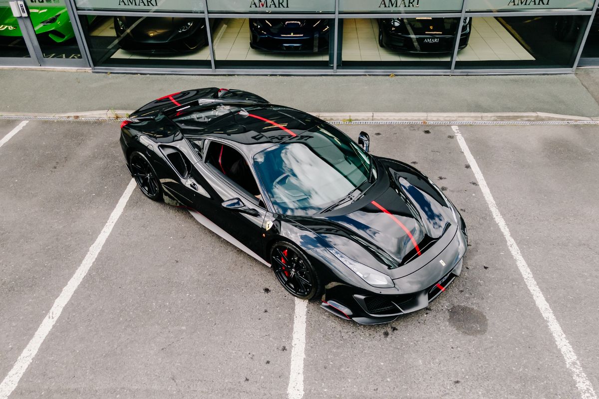 Ferrari 488 Pista