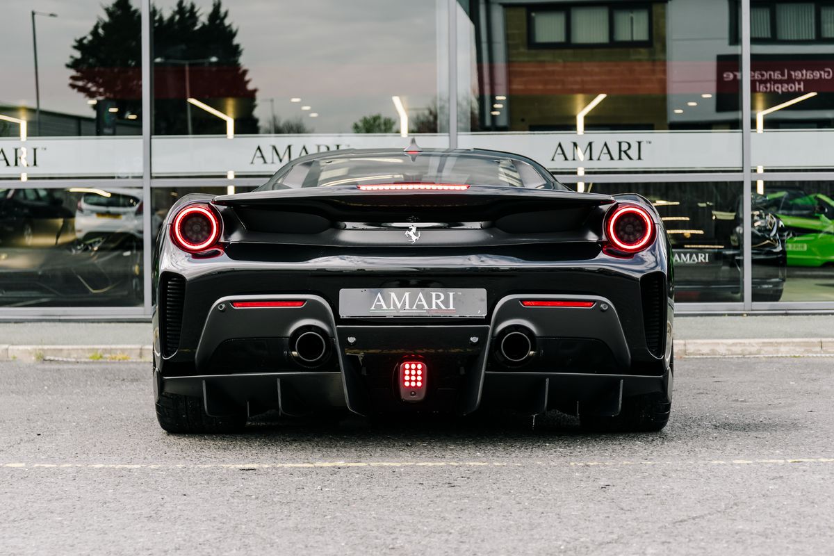 Ferrari 488 Pista