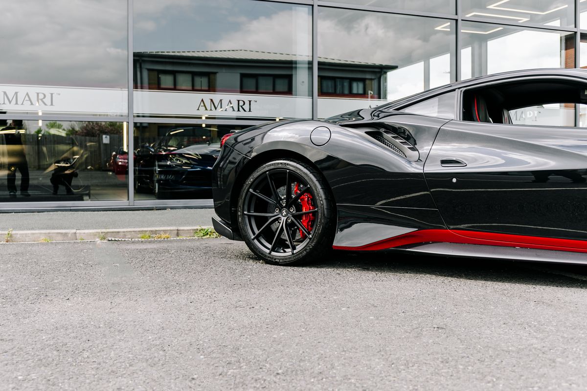 Ferrari 488 Pista