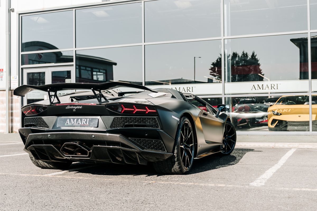 Lamborghini Aventador LP740-4 S Roadster