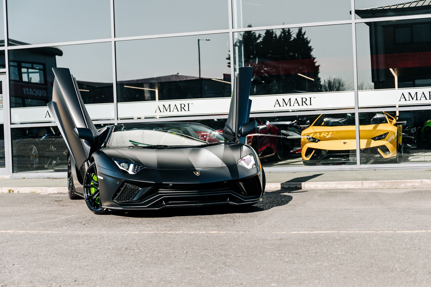 Lamborghini Aventador LP740-4 S Roadster