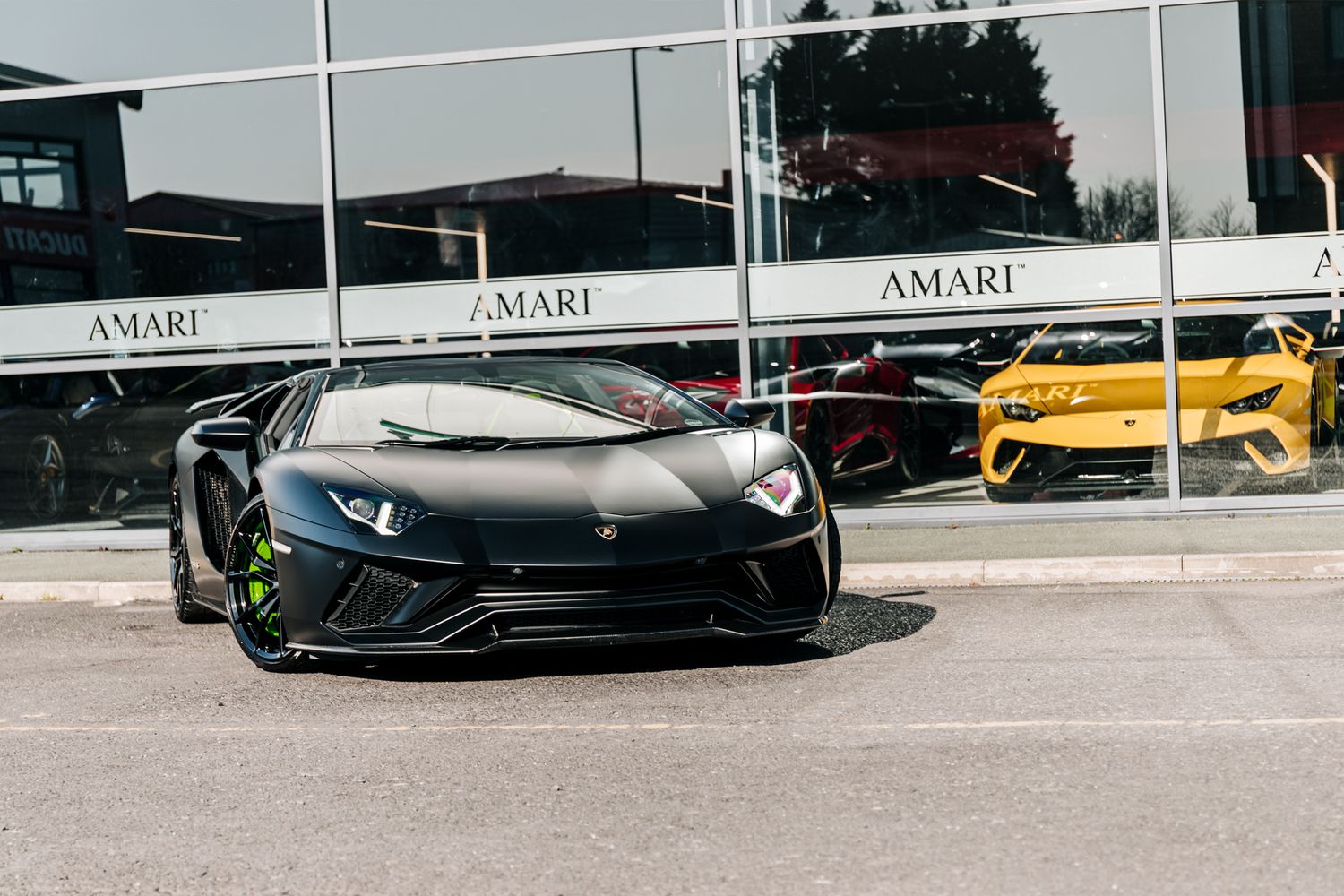 Lamborghini Aventador LP740-4 S Roadster