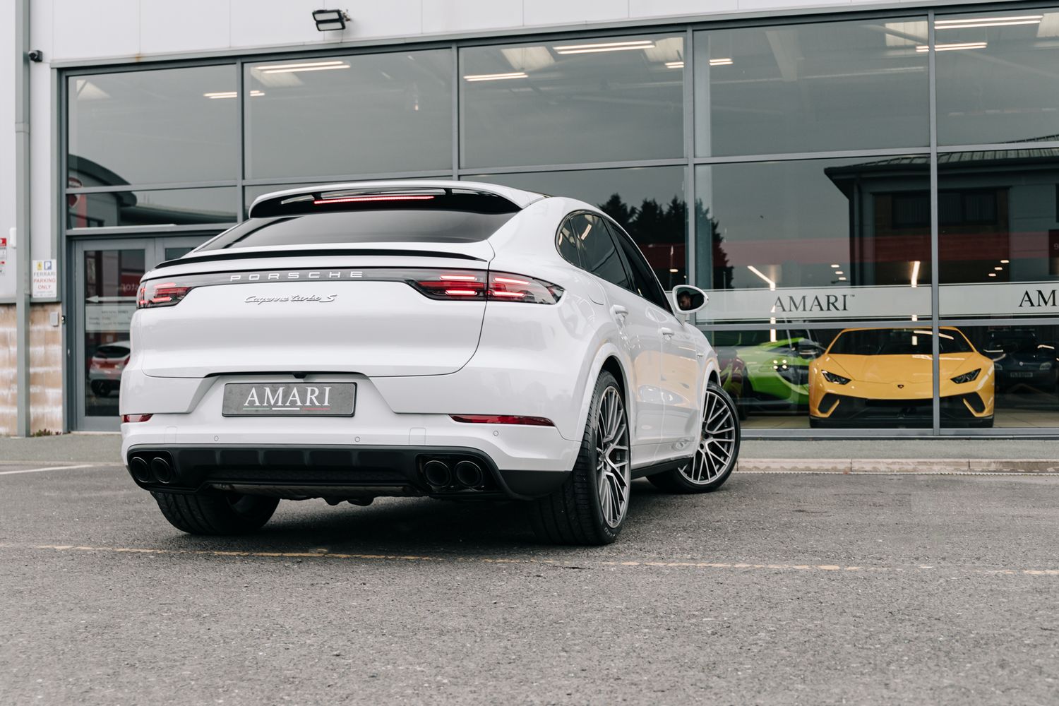 Porsche Cayenne Turbo S E-HYBRID