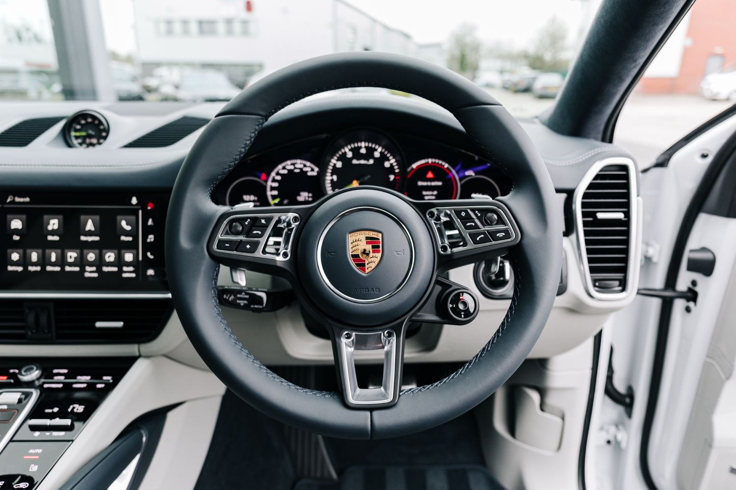 Porsche Cayenne Turbo S E-HYBRID