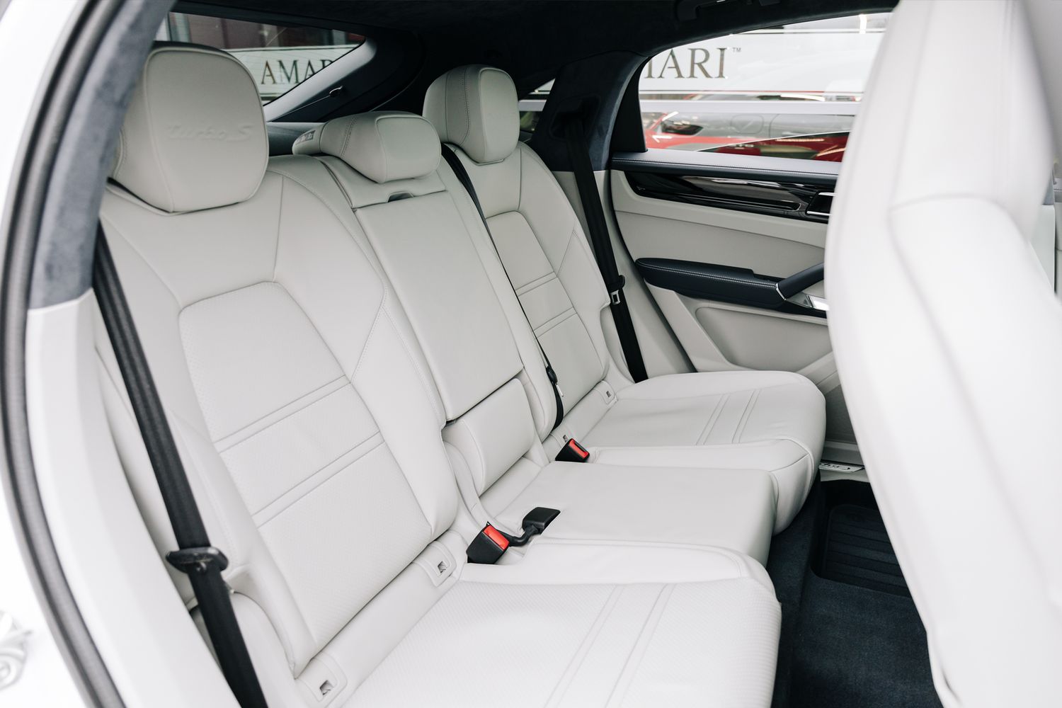 Porsche Cayenne Turbo S E-HYBRID