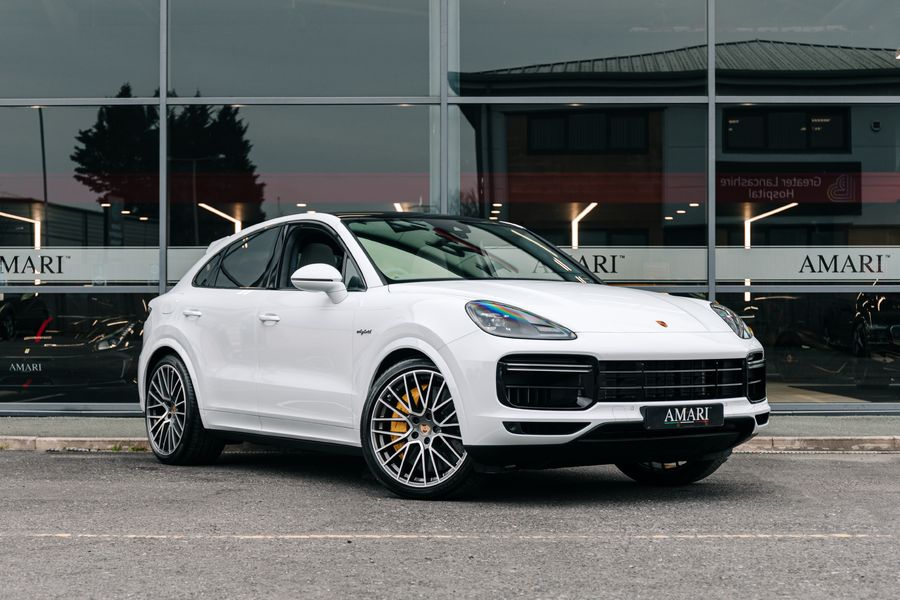 2022 Porsche Cayenne Turbo S E-HYBRID