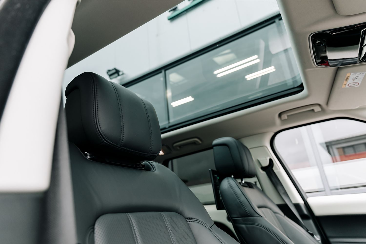 LAND ROVER RANGE ROVER SPO HSE SILVER HSE SILVER