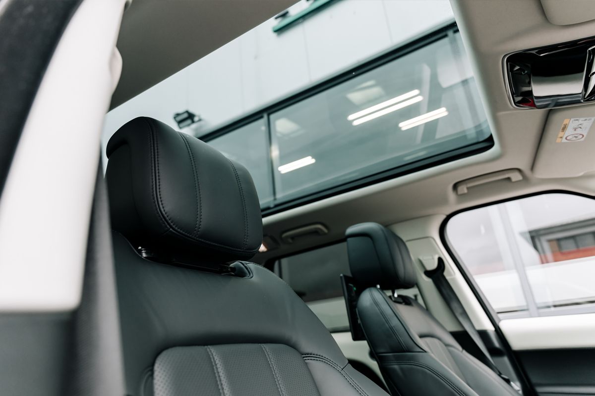 LAND ROVER RANGE ROVER SPO HSE SILVER HSE SILVER