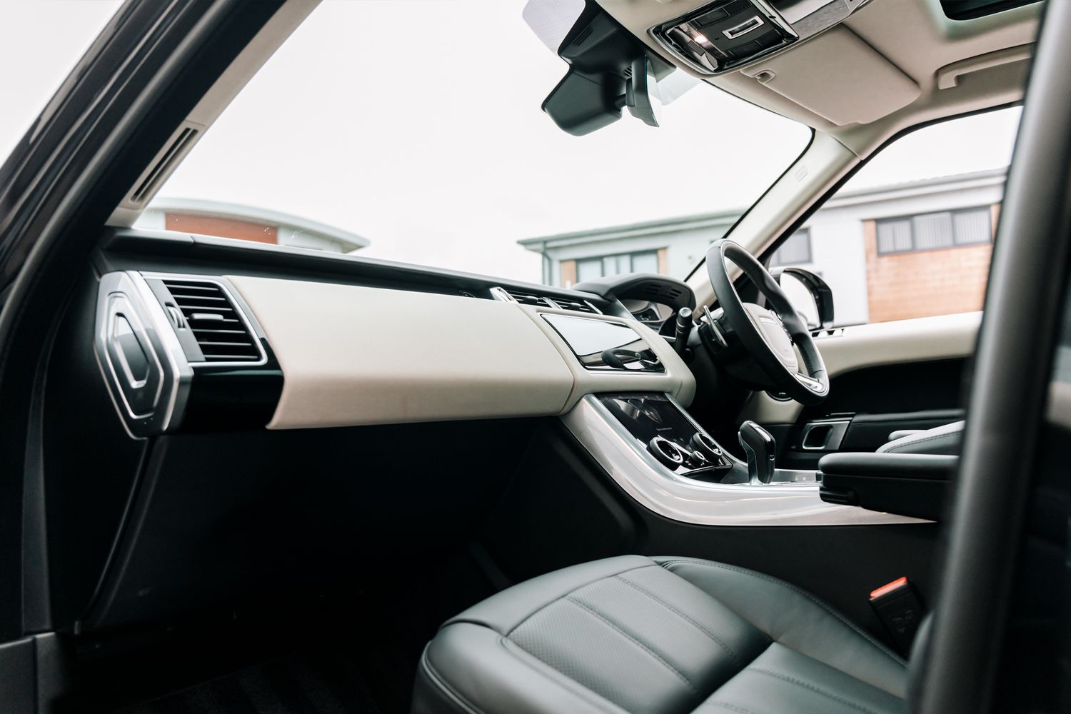 LAND ROVER RANGE ROVER SPO HSE SILVER HSE SILVER