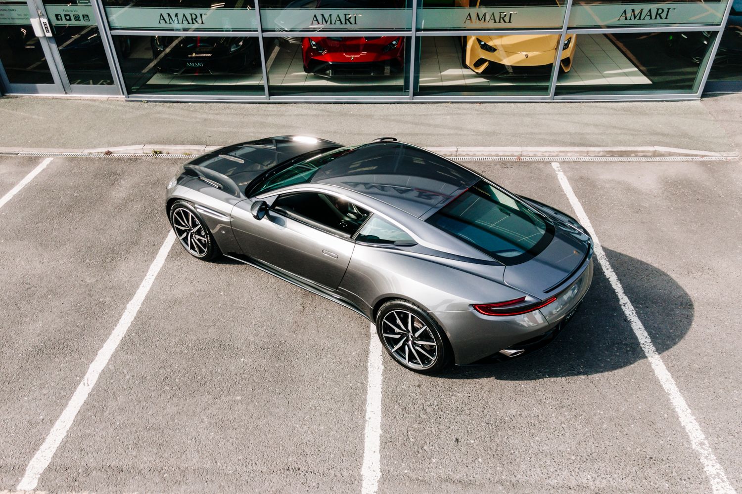 ASTON MARTIN DB11 V12 AUTO V12