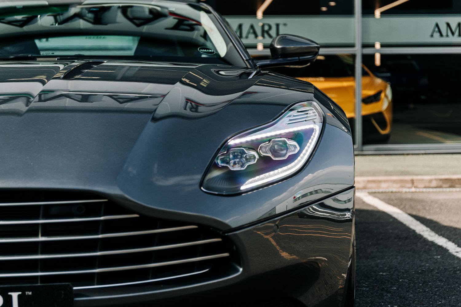 ASTON MARTIN DB11 V12 AUTO V12