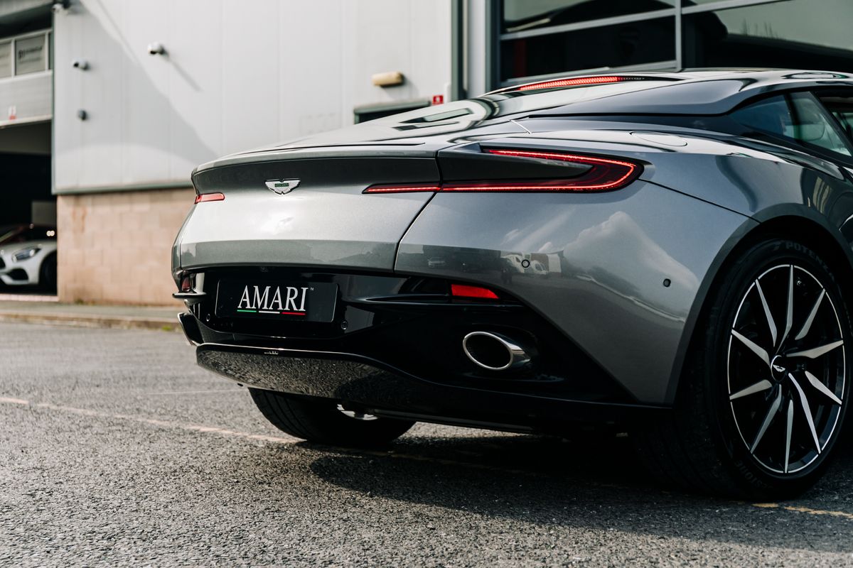 ASTON MARTIN DB11 V12 AUTO V12