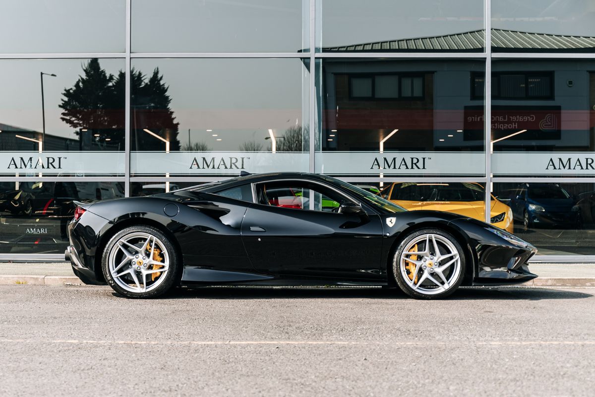 FERRARI F8 TRIBUTO S-A TRIBUTO