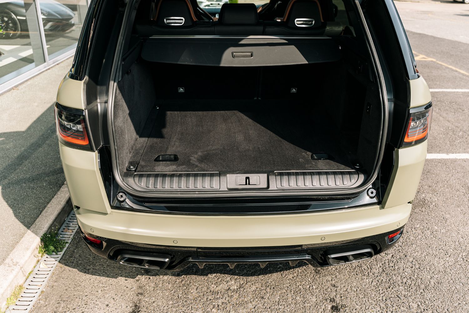 LAND ROVER RANGE ROVER SPORT SVR S/C AUTO SVR