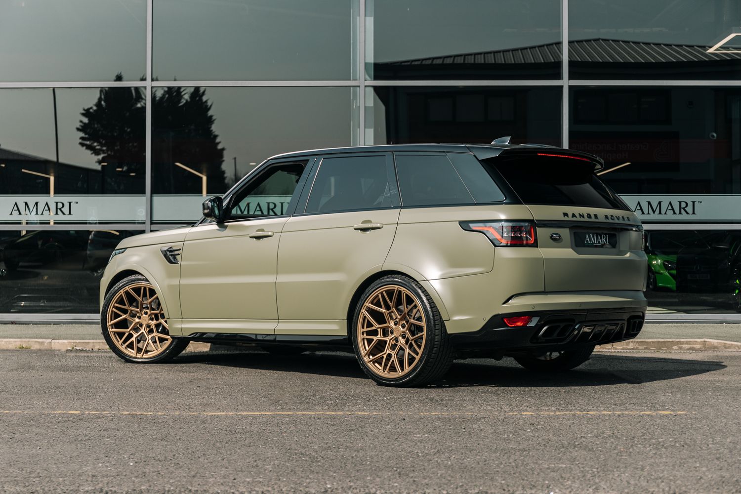 LAND ROVER RANGE ROVER SPORT SVR S/C AUTO SVR