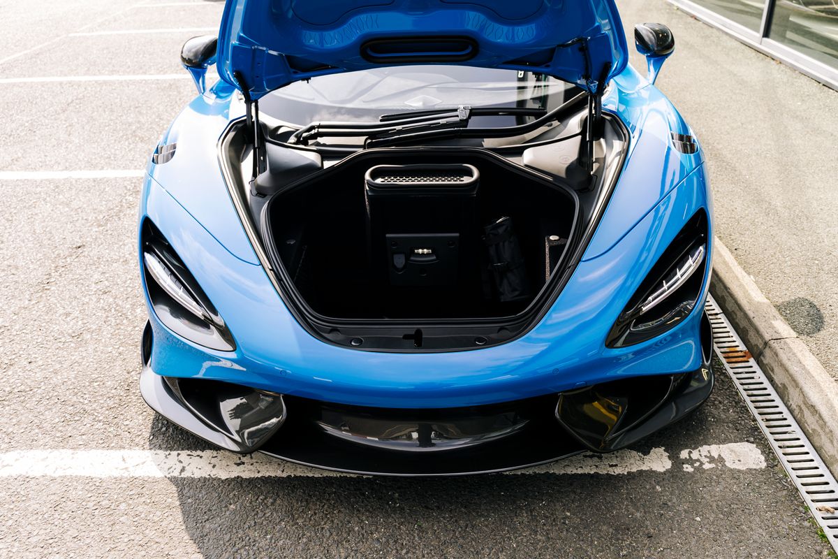 McLaren 765LT V8 SSG