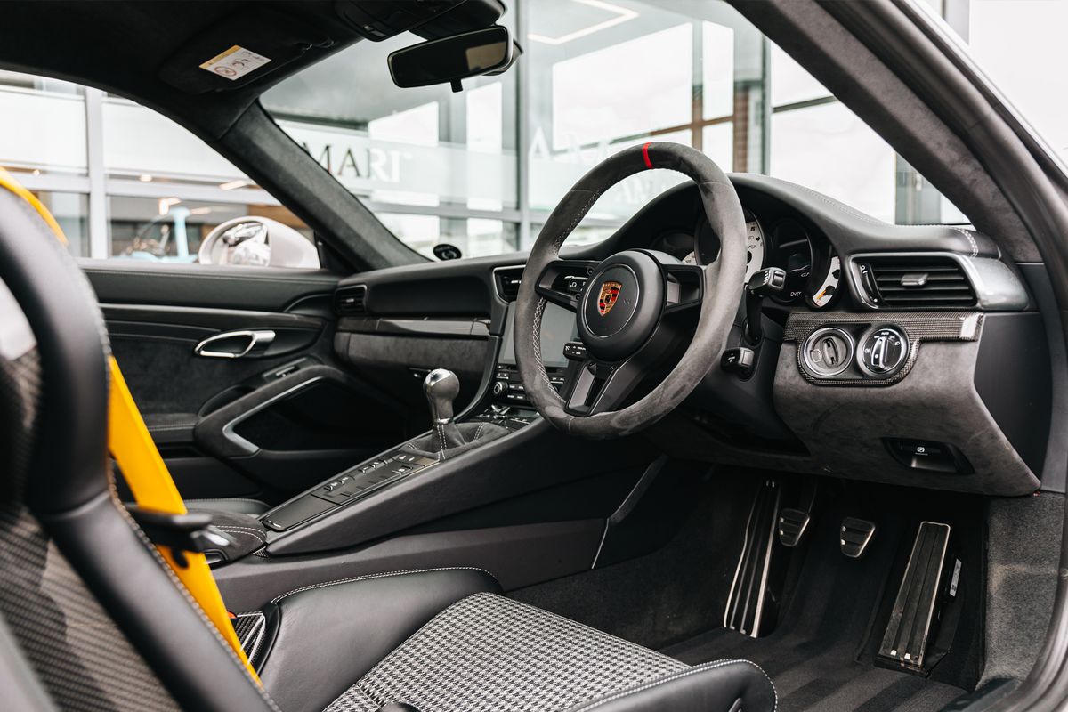 PORSCHE 911 GT3 GT3