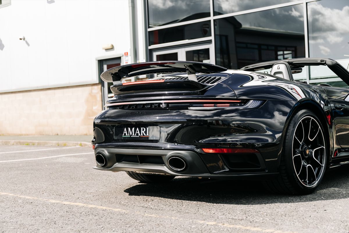 Porsche 911 Turbo S PDK Turbo S PDK