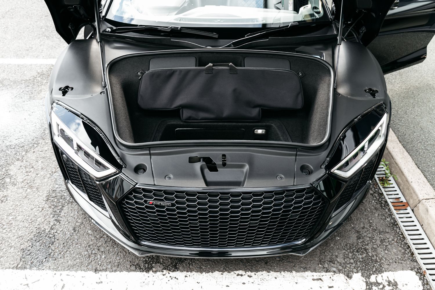 AUDI R8 V10 + V10 PLUS QUATTRO