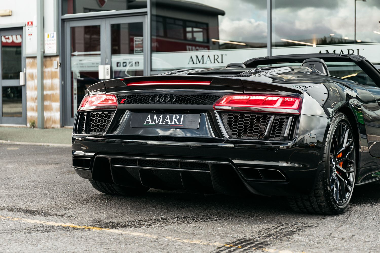 AUDI R8 V10 + V10 PLUS QUATTRO