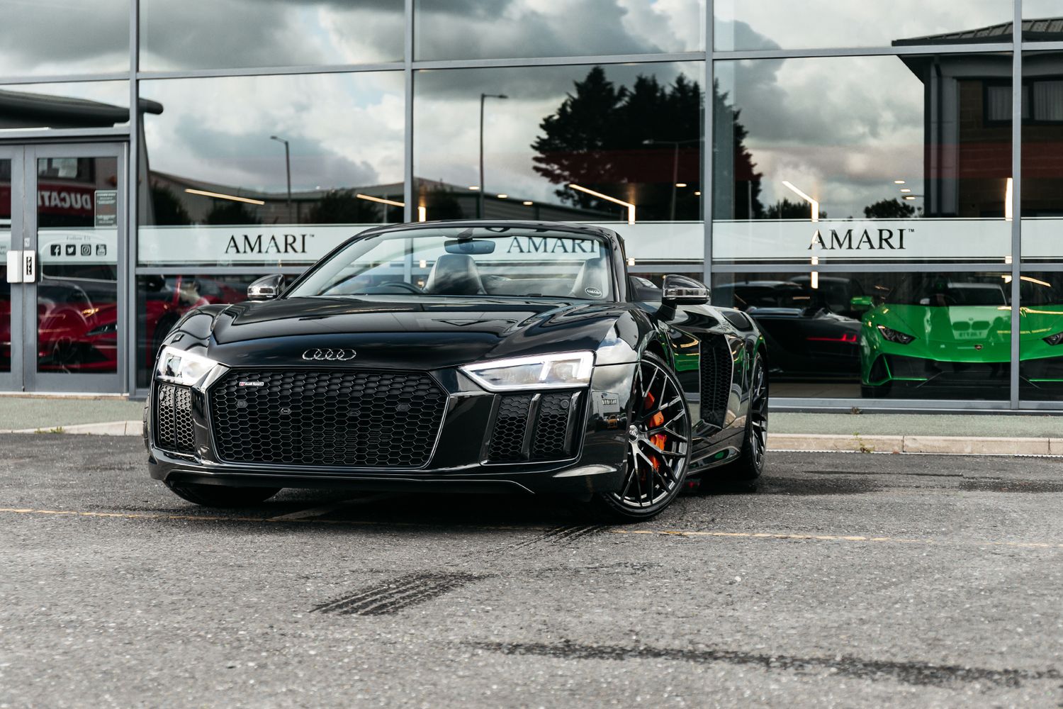 AUDI R8 V10 + V10 PLUS QUATTRO
