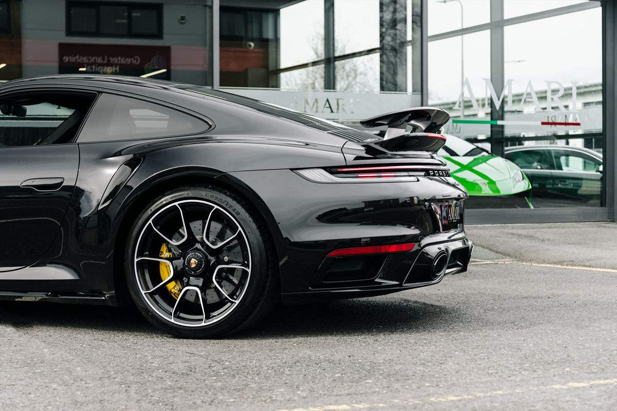 Porsche 911 Turbo S PDK Turbo S PDK