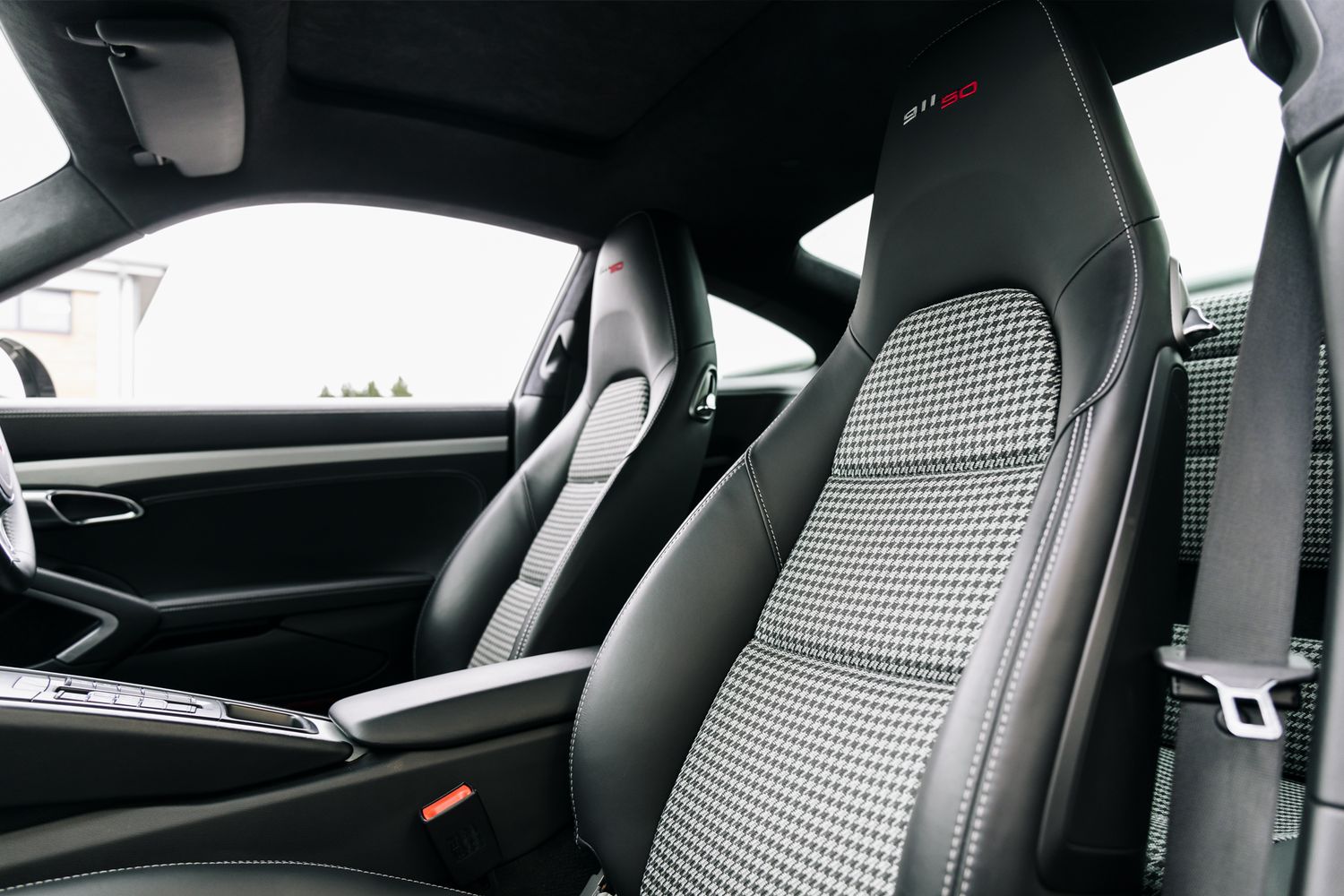 Porsche 911 50 Anniversary Edition 50 ANNIVERSARY EDITION PDK