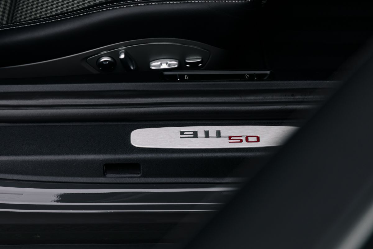 Porsche 911 50 Anniversary Edition 50 ANNIVERSARY EDITION PDK