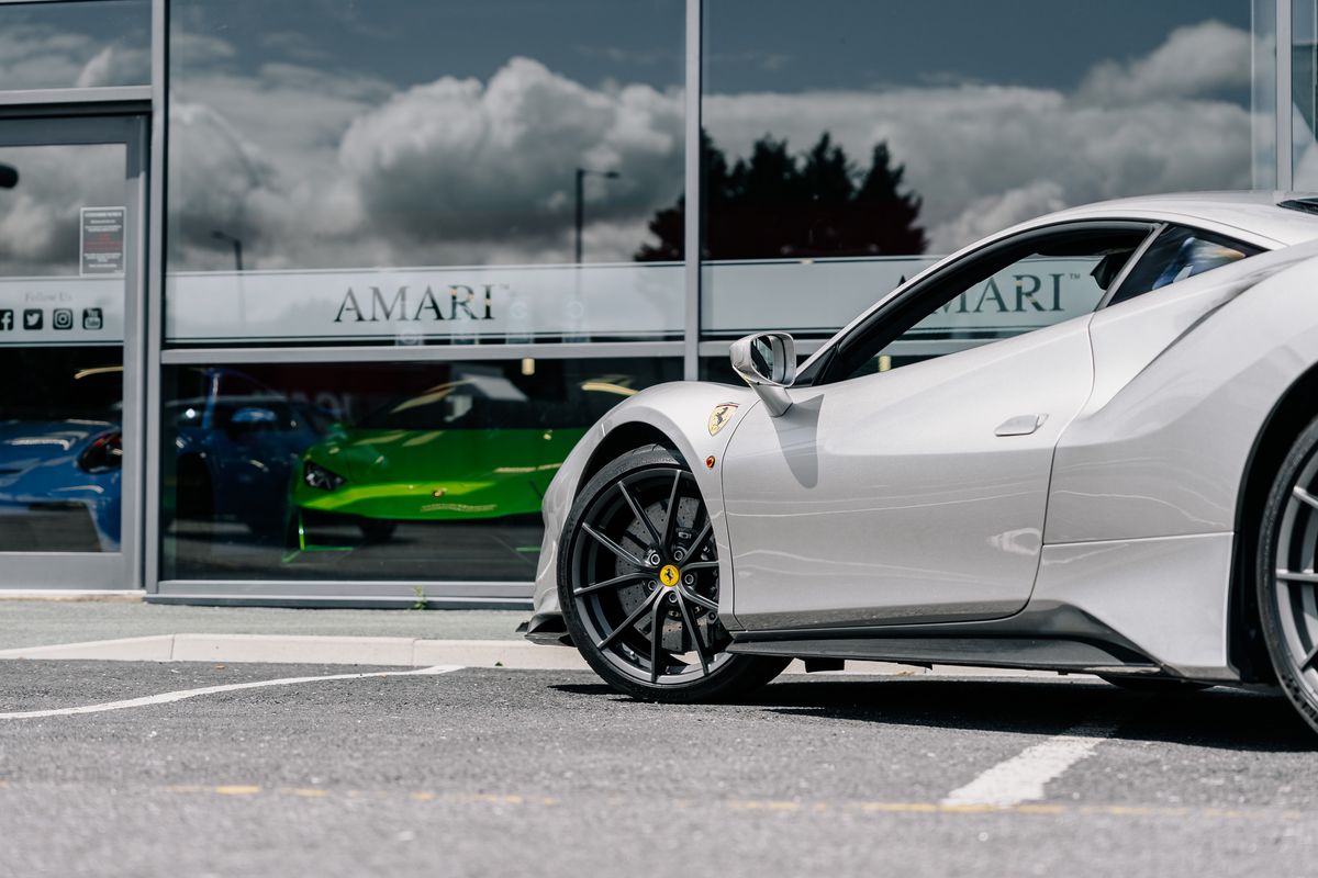 Ferrari 488 Pista