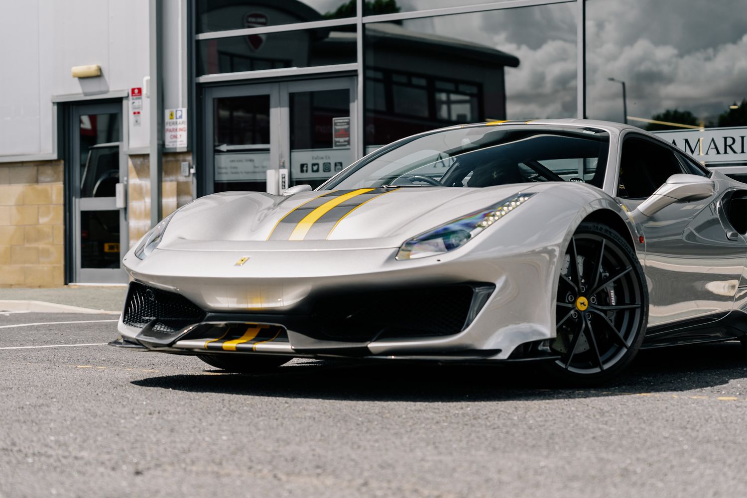 Ferrari 488 Pista