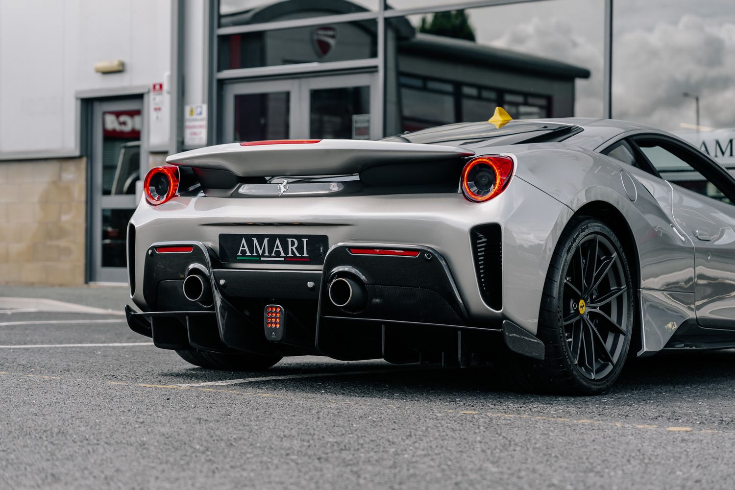 Ferrari 488 Pista