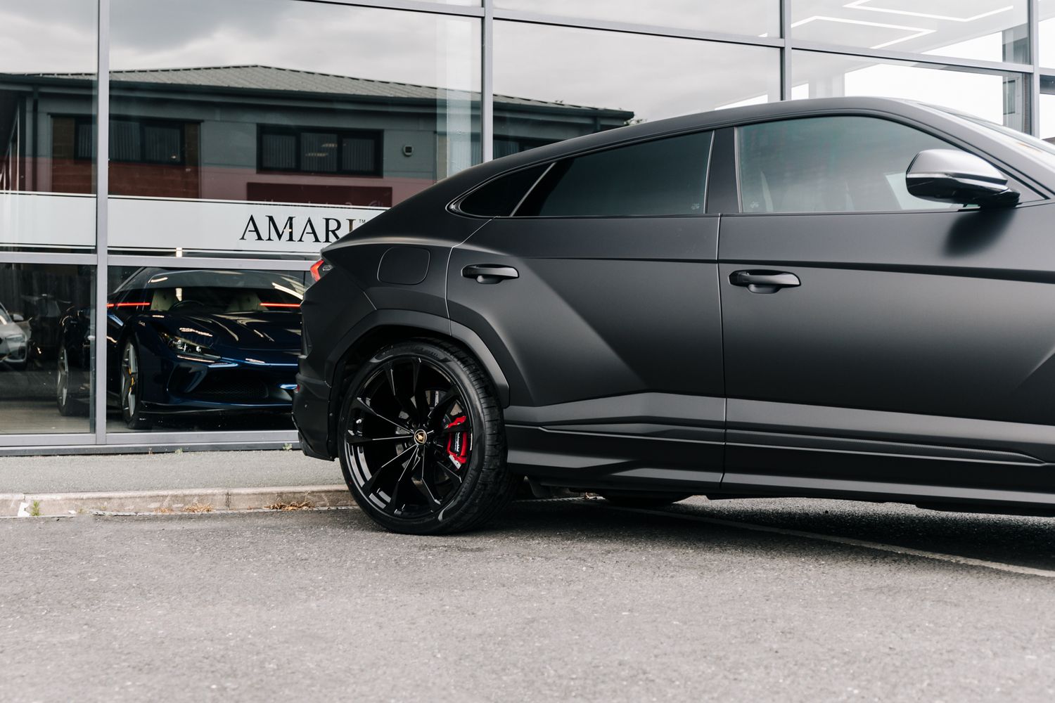 Lamborghini Urus V8