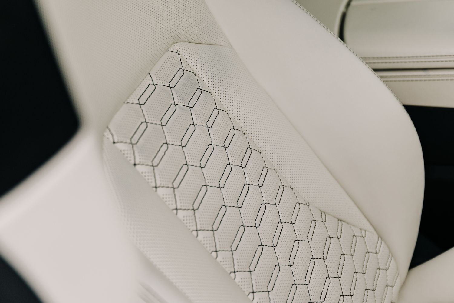 Lamborghini Urus V8