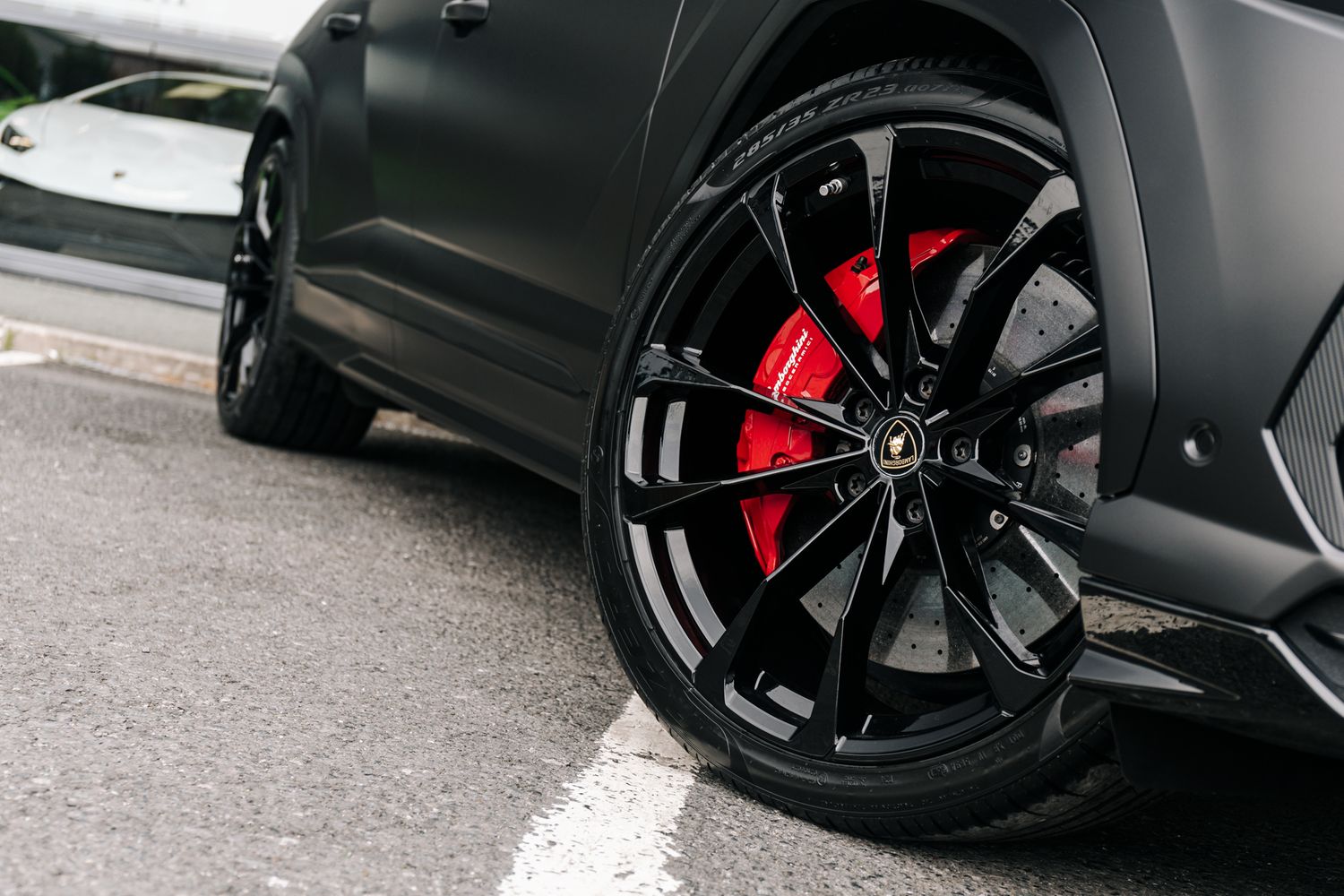 Lamborghini Urus V8