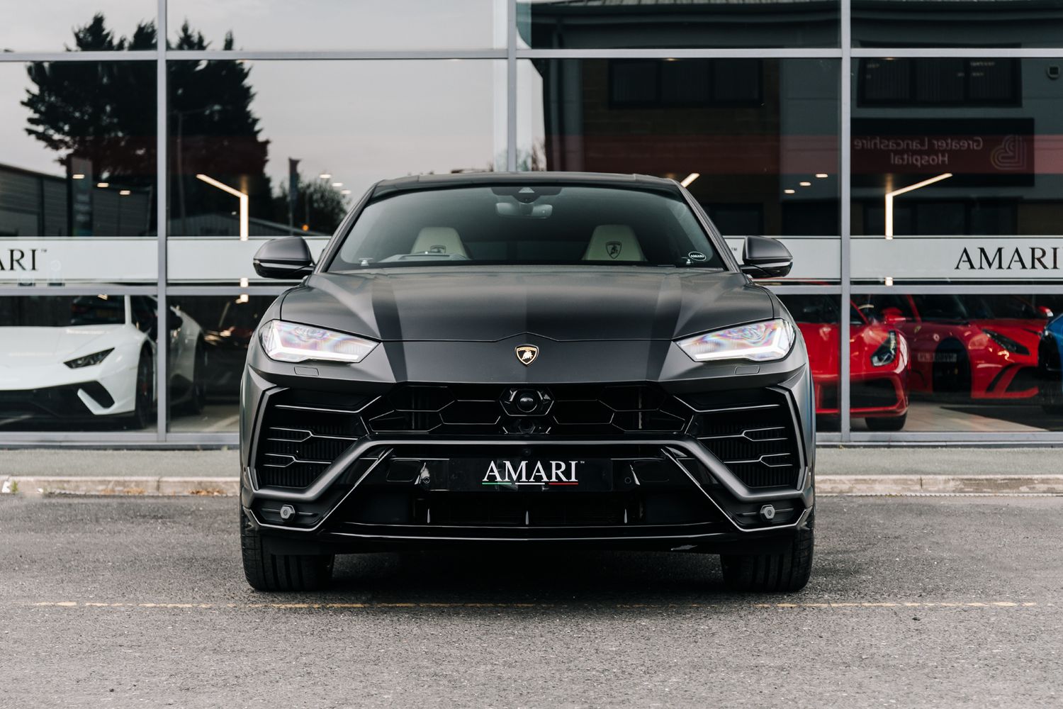 Lamborghini Urus V8