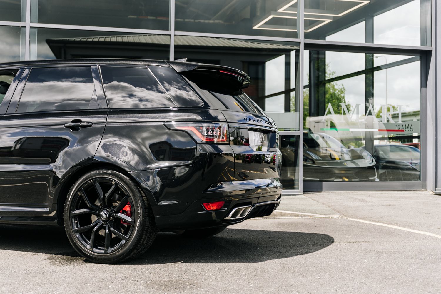 Land Rover Range Rover Sport SVR SVR Supercharged