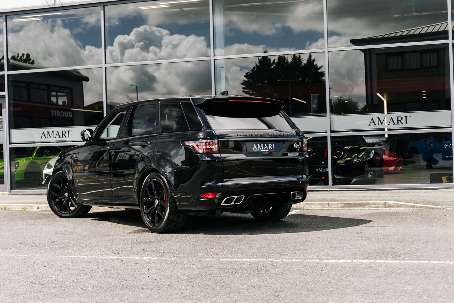 Land Rover Range Rover Sport SVR SVR Supercharged