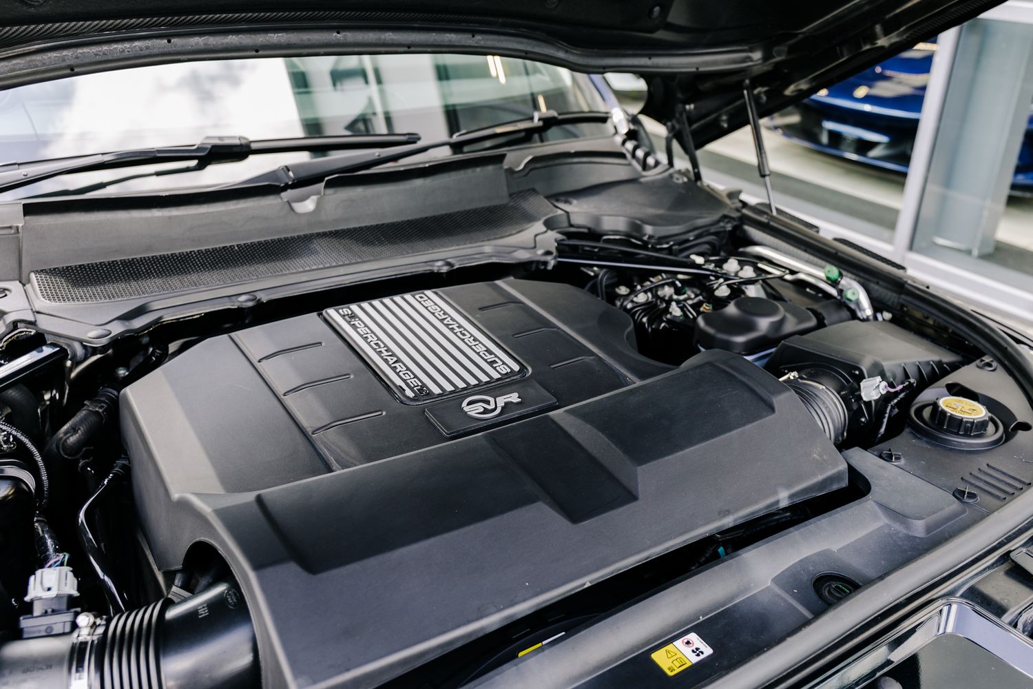 Land Rover Range Rover Sport SVR SVR Supercharged