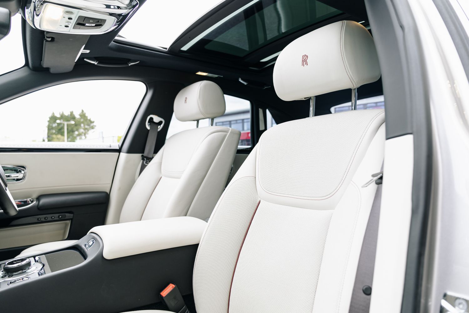 Rolls Royce Ghost Ghost V12 SWB AUTO