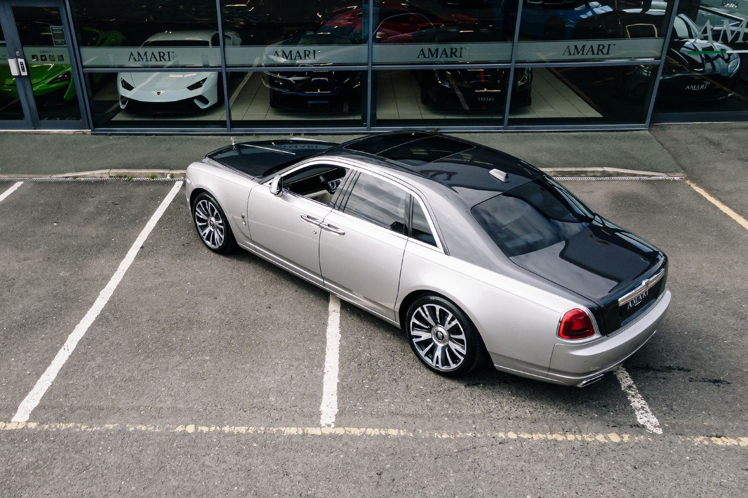 Rolls Royce Ghost Ghost V12 SWB AUTO