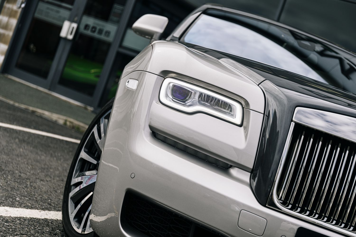 Rolls Royce Ghost Ghost V12 SWB AUTO